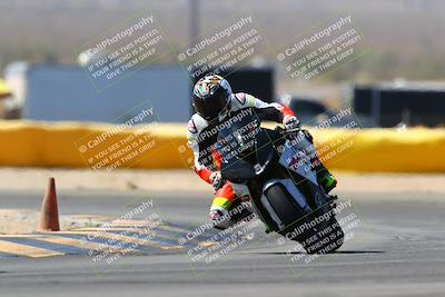 media/Mar-28-2022-Superbike Trackdays (Mon) [[b8603d0f67]]/Novice Group (1130am-12pm)/Turn 2/